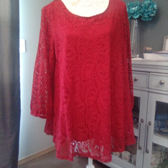 Beautiful Red Blouse - Picture 1 of 5